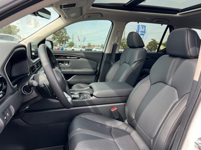 New 2025 Honda Pilot Touring