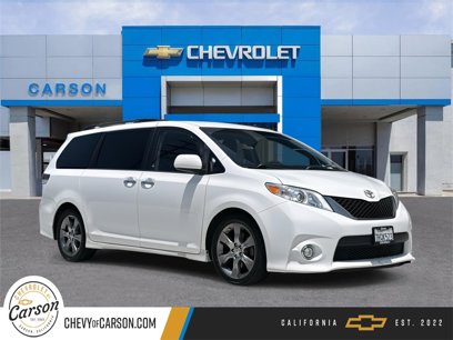 Used 2015 Toyota Sienna SE