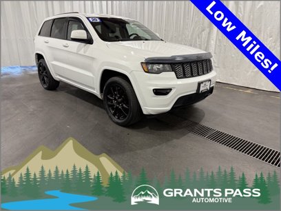 Used 2020 Jeep Grand Cherokee Altitude