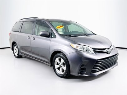 Used 2018 Toyota Sienna LE