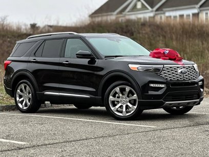 Used 2020 Ford Explorer Platinum w/ Premium Technology Package