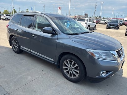 Used 2015 Nissan Pathfinder SL w/ SL Premium Package