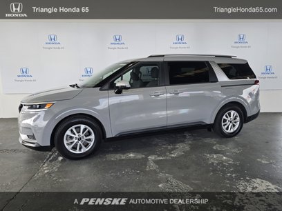 Used 2023 Kia Carnival LX