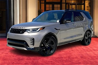 New 2025 Land Rover Discovery Dynamic SE