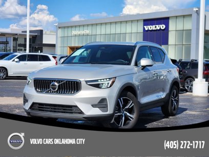 Certified 2025 Volvo XC40 B5 Core