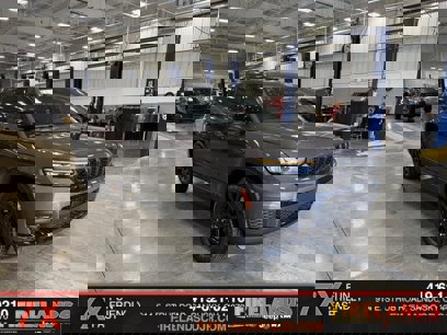 New 2025 Jeep Grand Cherokee L Laredo