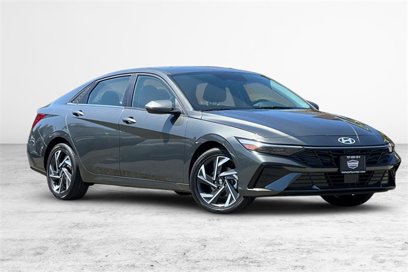 New 2025 Hyundai Elantra Limited