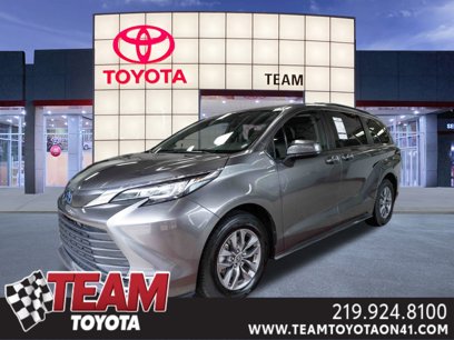 Used 2023 Toyota Sienna XLE