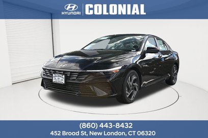 New 2025 Hyundai Elantra SEL