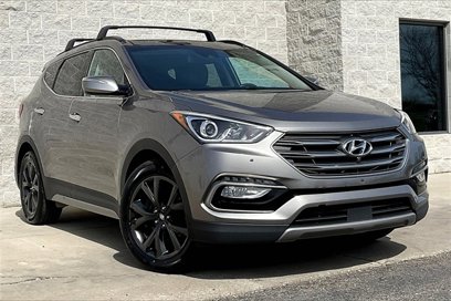 Used 2017 Hyundai Santa Fe Sport w/ 2.0T Ultimate Tech Package 05