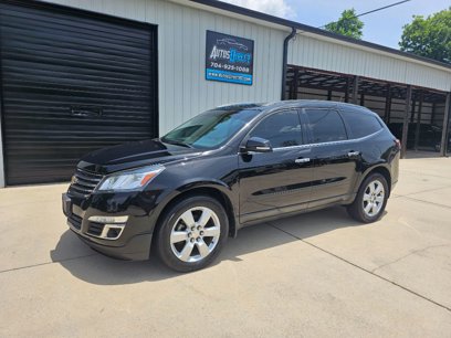Used 2017 Chevrolet Traverse LT w/ Style and Technology Package
