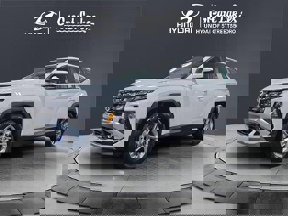 New 2025 Hyundai Tucson SE
