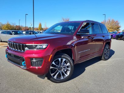 New 2024 Jeep Grand Cherokee Overland w/ Luxury Tech Group IV