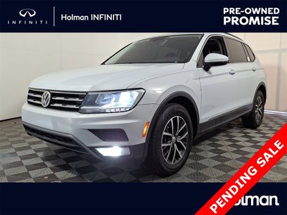 Used 2018 Volkswagen Tiguan SE w/ Panoramic Sunroof Package