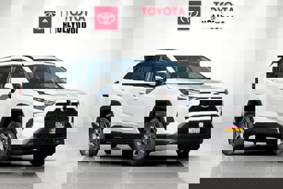 New 2025 Toyota RAV4 XLE