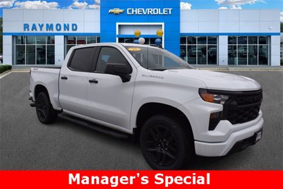 New 2025 Chevrolet Silverado 1500 Custom w/ Turbomax Blackout Package