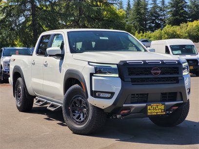 New 2025 Nissan Frontier PRO-4X w/ Pro Premium Package
