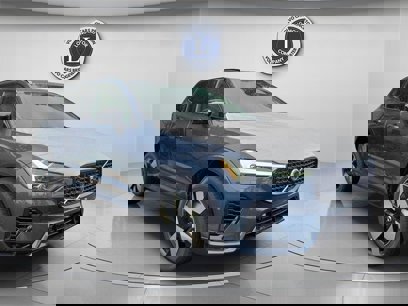 New 2025 Volvo XC60 T8 Plus w/ Protection Package Premier