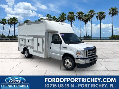 Used 2022 Ford E-350 and Econoline 350 Super Duty w/ Power Windows & Locks Group