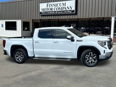 Used 2024 GMC Sierra 1500 SLT w/ SLT Premium Package
