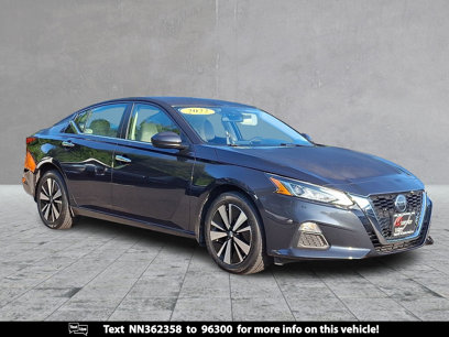 Used 2022 Nissan Altima 2.5 SV