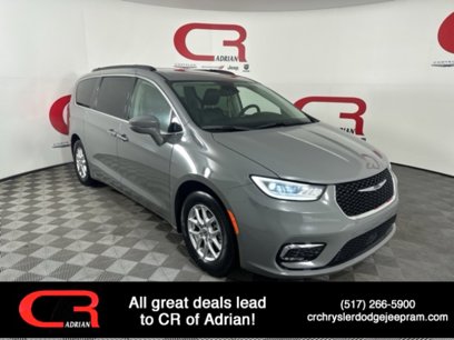 Certified 2022 Chrysler Pacifica Touring-L