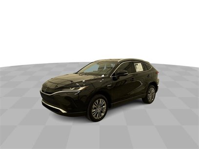 Used 2021 Toyota Venza XLE w/ Softex Package