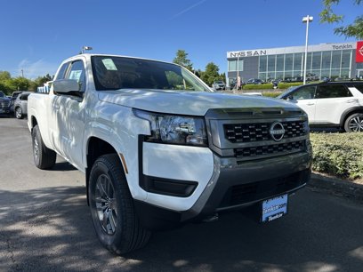 New 2025 Nissan Frontier SV