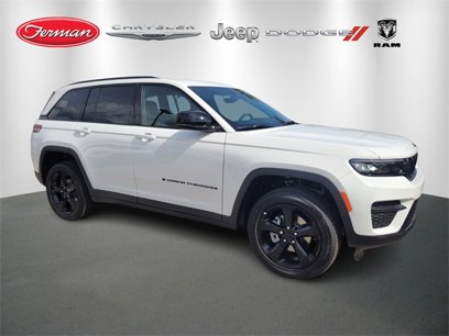 New 2025 Jeep Grand Cherokee Altitude