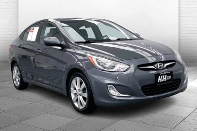 Used 2012 Hyundai Accent GLS w/ Premium Pkg 3