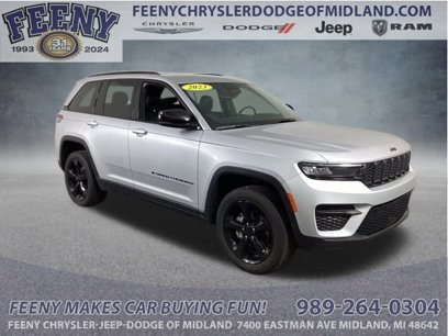 Used 2023 Jeep Grand Cherokee Altitude