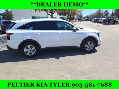 New 2024 Kia Sorento LX