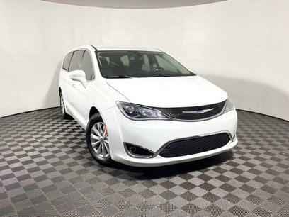 Used 2019 Chrysler Pacifica Touring Plus
