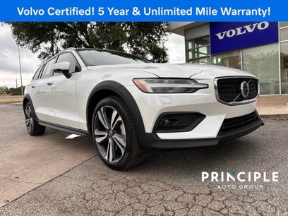 Certified 2023 Volvo V60 B5 Cross Country Plus