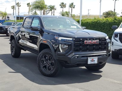 New 2025 GMC Canyon Elevation w/ Convenience Package