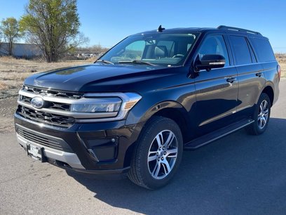 Used 2024 Ford Expedition XLT