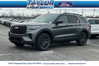 New 2025 Ford Explorer ST-Line w/ ST-Line Street Pack