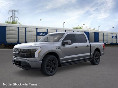 New 2025 Ford F150 Lightning Platinum w/ Dark Elements Package