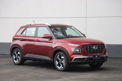 New 2025 Hyundai Venue SEL