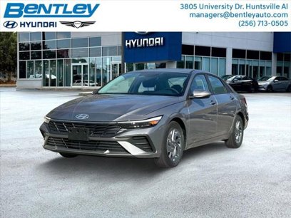 New 2024 Hyundai Elantra SEL