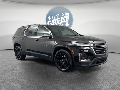 Used 2023 Chevrolet Traverse LT