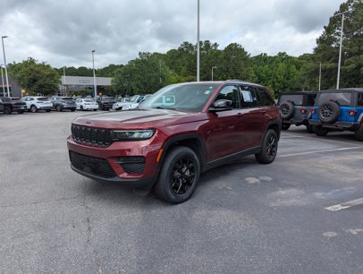 Used 2024 Jeep Grand Cherokee Altitude