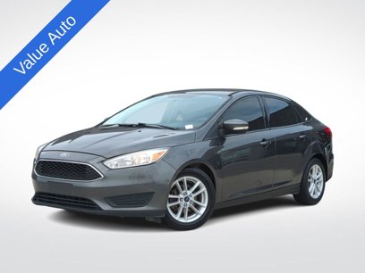 Used 2017 Ford Focus SE w/ Cold Weather Package