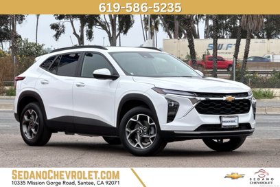 New 2025 Chevrolet Trax LT w/ LT Convenience Package