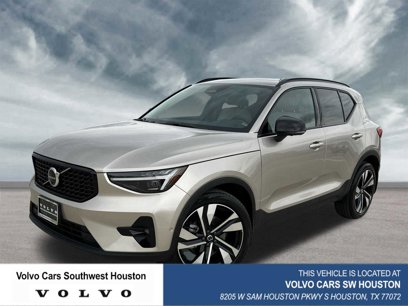 Used 2023 Volvo XC40 B5 Ultimate w/ Climate Package