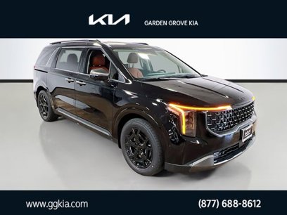New 2025 Kia Carnival SX