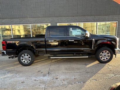 New 2025 Ford F250 Lariat w/ Chrome Package