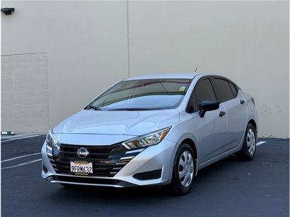 Used 2023 Nissan Versa S w/ Trunk Package