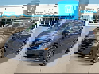 New 2025 Honda Odyssey Touring