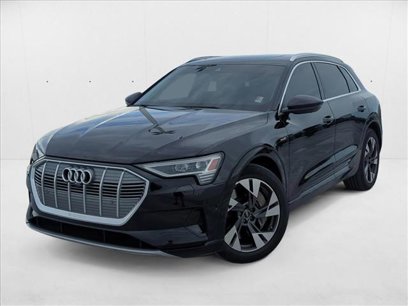 Used 2023 Audi e-tron Premium Plus w/ Premium Plus Package